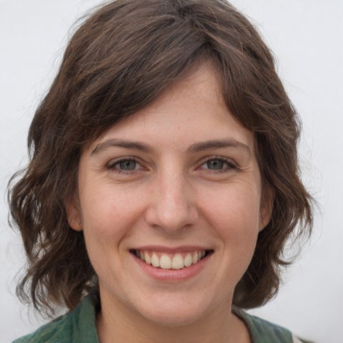 Emily Carter, Healthcare SEO Strategy Lead